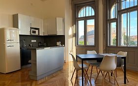 F14 Guesthouse